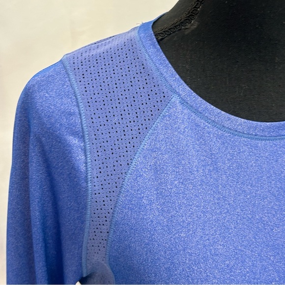 Under Armour Heathered blue long sleeve mesh cut-out back T-shirt Sz M - Picture 6 of 14